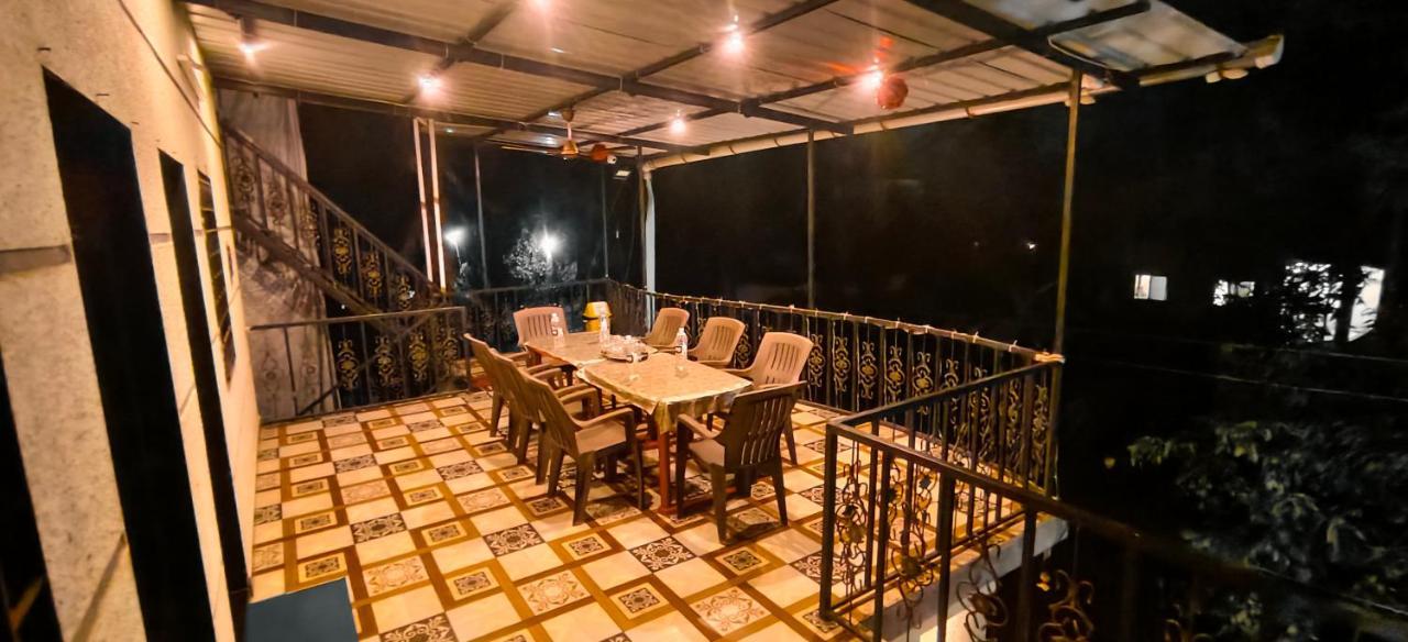 Apartmán Rane Ambadnya Niwas Nagaon  Exteriér fotografie