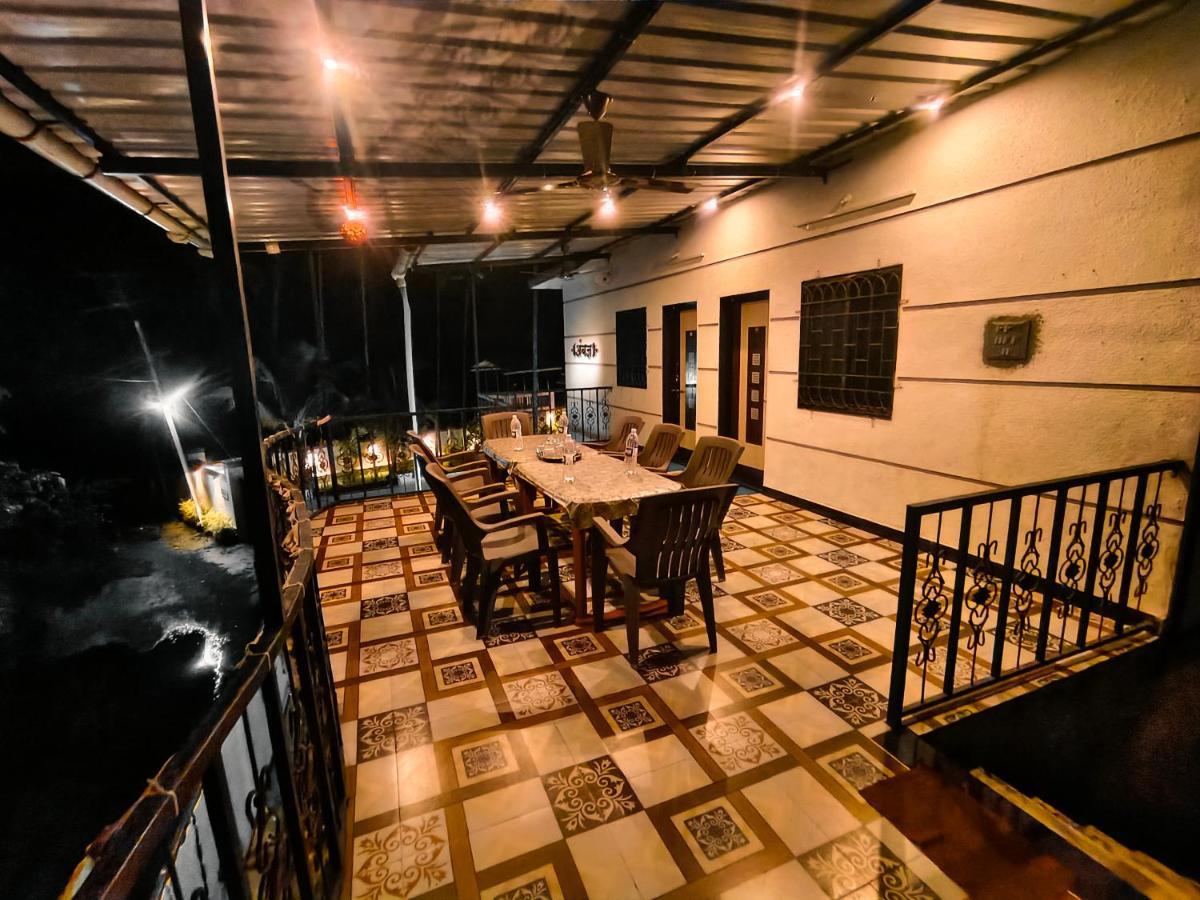 Apartmán Rane Ambadnya Niwas Nagaon  Exteriér fotografie